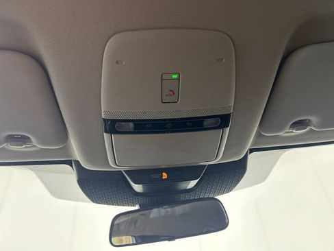 Used 2023 Nissan Ariya FWD image 24