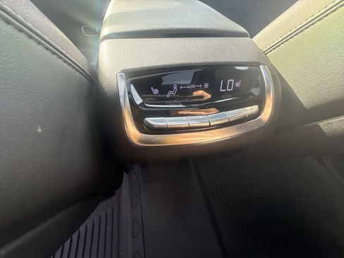 Certified 2021 Cadillac XT6 Sport image 28