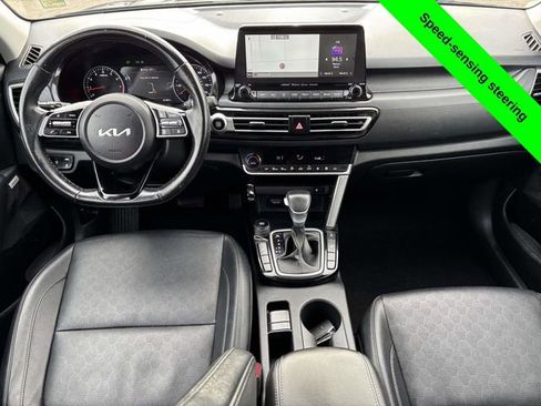 Used 2022 Kia Seltos SX image 28