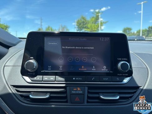 Used 2024 Nissan Altima 2.5 S FWD image 61