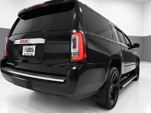 Used 2017 GMC Yukon XL Denali w/ Open Road Package AWD/4WD image 8