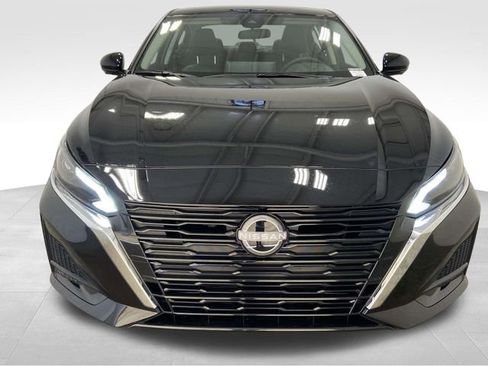 New 2025 Nissan Altima 2.5 SL image 7