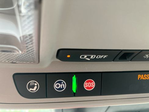 Used 2024 Chevrolet Malibu LT FWD image 19