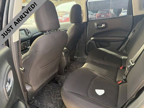 Used 2020 Jeep Compass Sport image 9