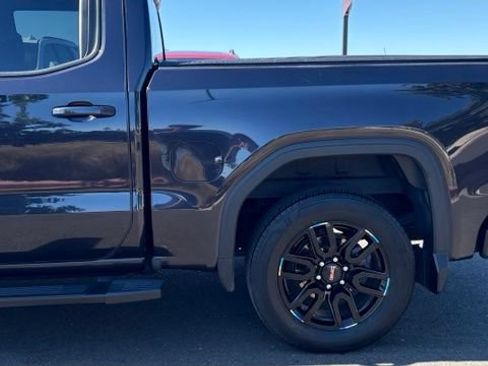 Used 2022 GMC Sierra 1500 Elevation RWD image 5