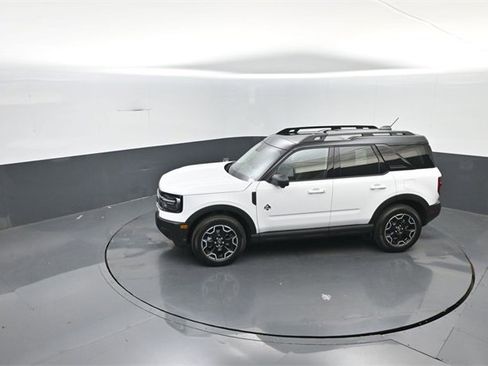 New 2025 Ford Bronco Sport Outer Banks w/ Outer Banks Tech Package+ image 17