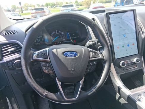 Used 2024 Ford Edge SEL AWD/4WD image 15