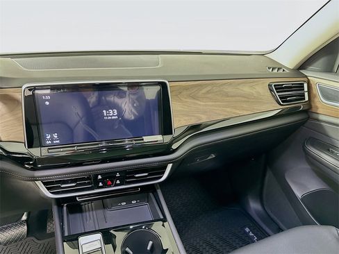 New 2026 Volkswagen Atlas SE image 20