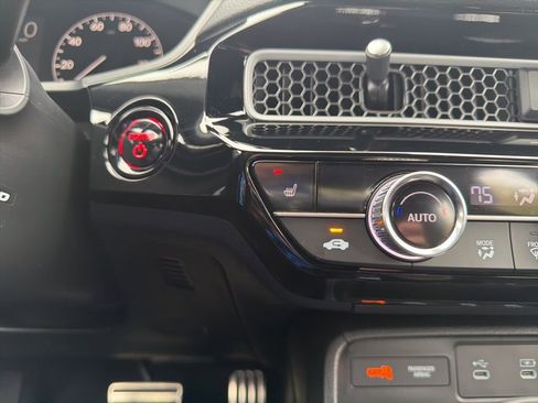 Certified 2025 Honda Civic Sport image 22