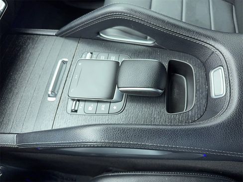 Used 2022 Mercedes-Benz GLE 350 w/ Premium Package image 33