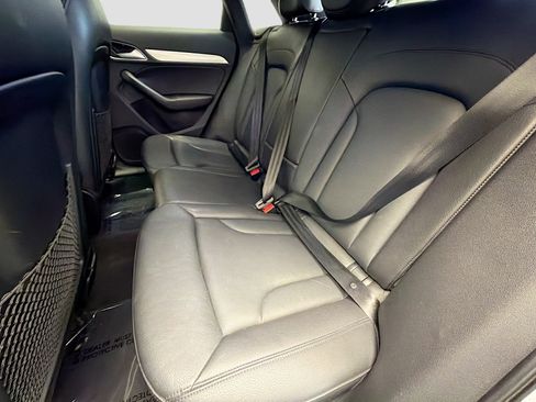 Used 2018 Audi Q3 2.0T Premium w/ Convenience Package image 13