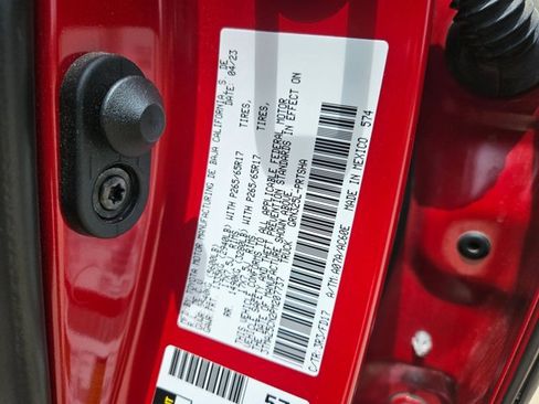 Used 2023 Toyota Tacoma TRD Sport w/ Technology Package image 15