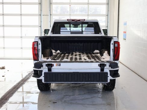 New 2025 GMC Sierra 2500 Denali w/ Denali Reserve Package image 36