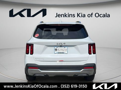New 2026 Kia Sorento S w/ S Panoramic Sunroof Package FWD image 4