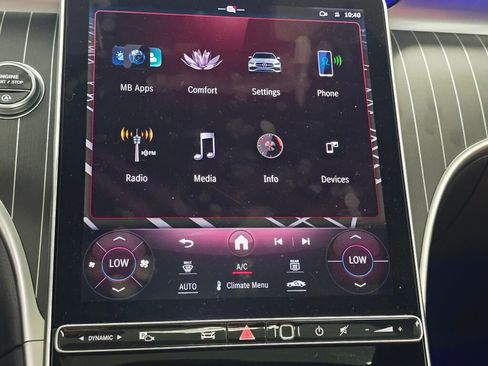 Used 2024 Mercedes-Benz C 300 4MATIC Sedan image 15