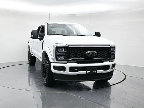 New 2025 Ford F250 XLT w/ Black Appearance Package image 5