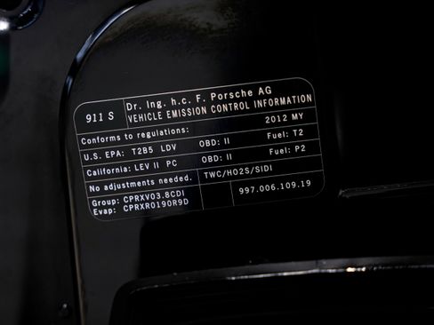 Used 2012 Porsche 911 Carrera 4S AWD/4WD image 38