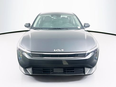 Used 2025 Kia K4 FWD image 2