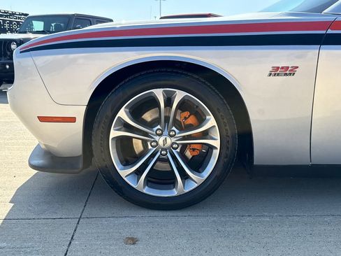 Used 2021 Dodge Challenger R/T image 5
