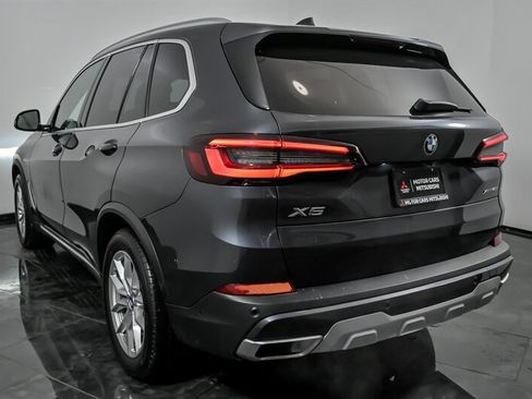Used 2022 BMW X5 xDrive40i w/ Premium Package image 8