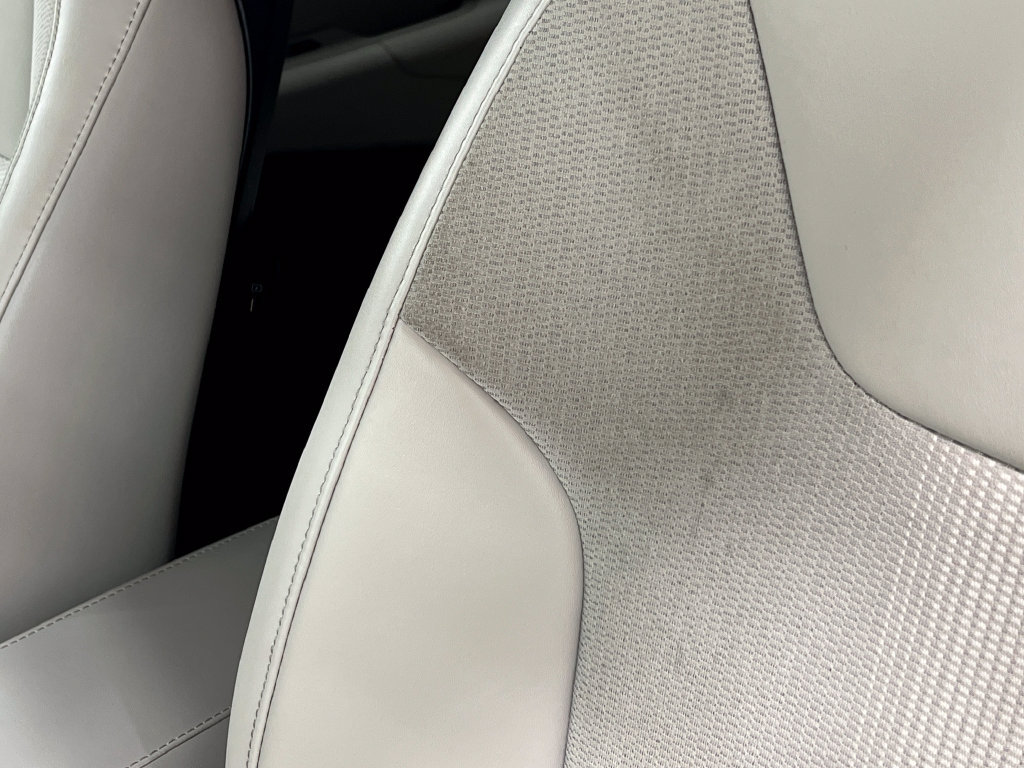 Used 2023 Kia Niro Wind FWD image 18