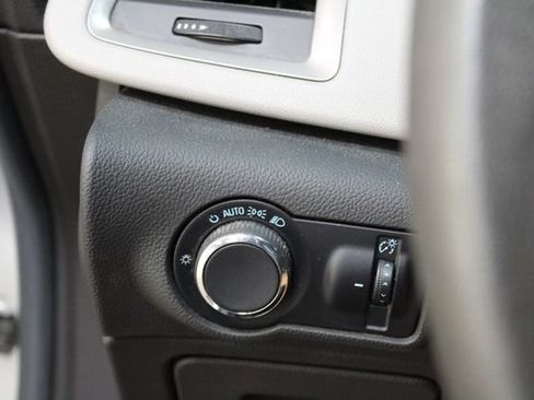 Used 2012 Buick Verano FWD image 15
