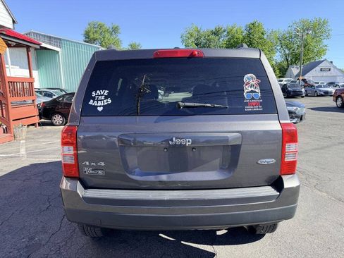 Used 2015 Jeep Patriot High Altitude AWD/4WD image 4