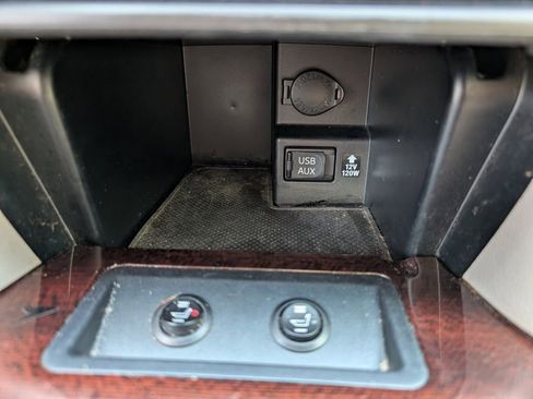 Used 2013 Toyota Camry XLE w/ Convenience Pkg FWD image 15