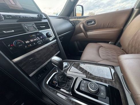 Used 2024 Nissan Armada Platinum w/ Captain's Chairs Package image 10