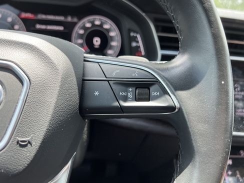 Used 2019 Audi Q8 Prestige AWD/4WD image 20