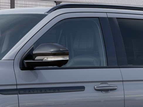 New 2027 Lincoln Navigator Reserve AWD/4WD image 20