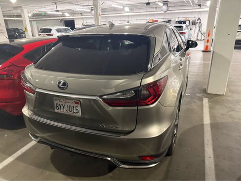 Used 2022 Lexus RX 450h image 8