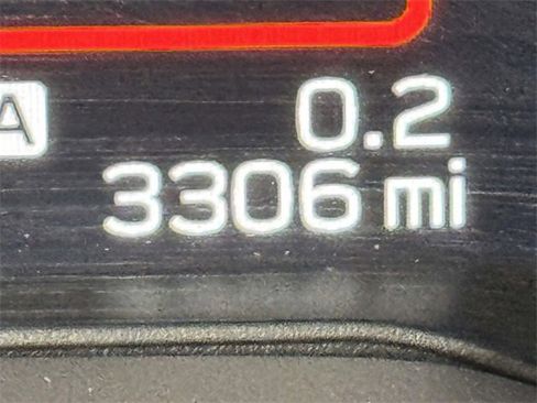 Used 2025 Subaru Forester Limited image 2