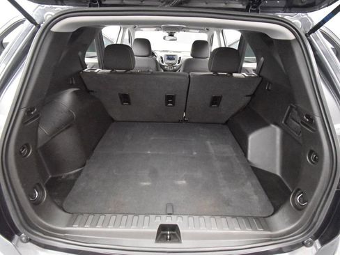 Used 2022 Chevrolet Equinox LT image 37