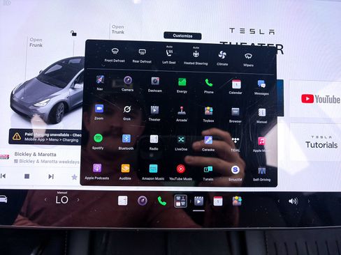 Used 2025 Tesla Model Y Long Range RWD image 24