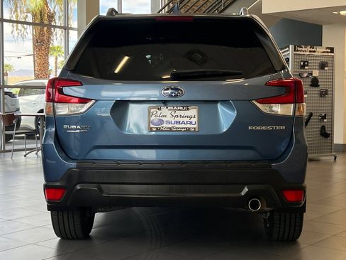 Used 2020 Subaru Forester Limited w/ Popular Package #3 AWD/4WD image 4