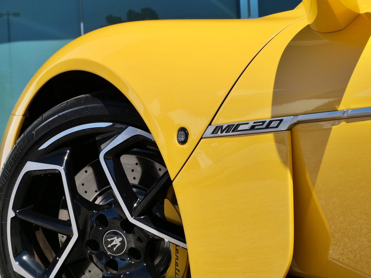 Used 2023 Maserati MC20 Coupe RWD image 9