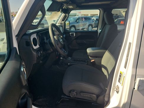 New 2026 Jeep Wrangler Unlimited Sport image 9