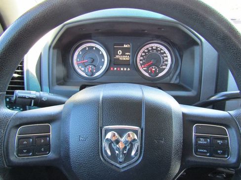 Used 2015 RAM 1500 ST w/ SXT Appearance Group image 10