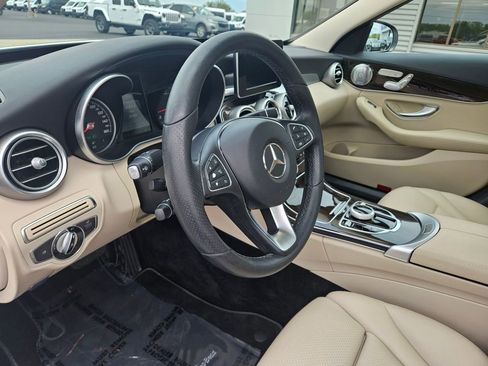 Used 2017 Mercedes-Benz C 300 4MATIC Sedan image 15