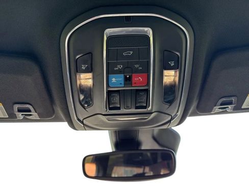 Used 2023 Jeep Grand Cherokee L Laredo image 26