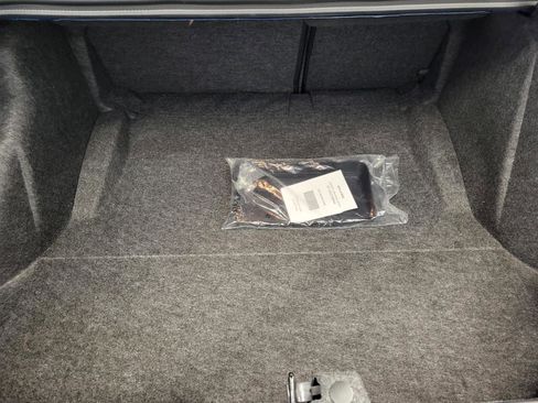 Used 2022 Dodge Challenger SRT Hellcat Redeye image 12