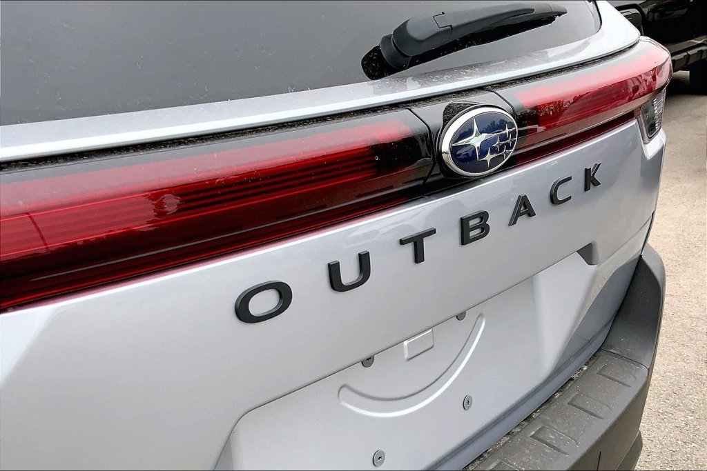 New 2026 Subaru Outback Touring XT AWD/4WD image 9