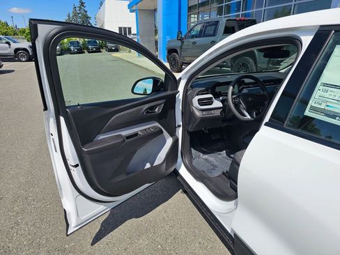 New 2027 Chevrolet Bolt LT FWD image 18