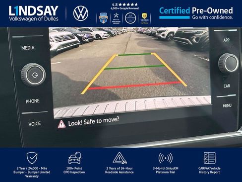 Certified 2023 Volkswagen Taos SEL image 17