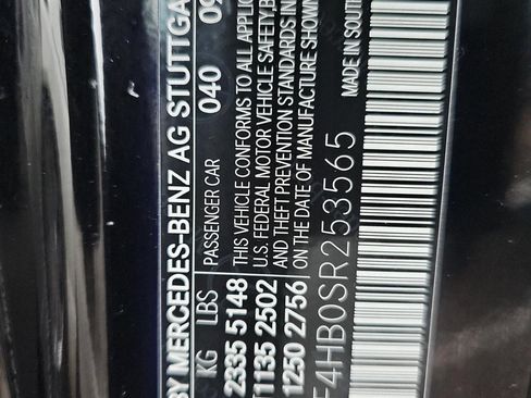 Used 2025 Mercedes-Benz C 300 4MATIC Sedan image 5