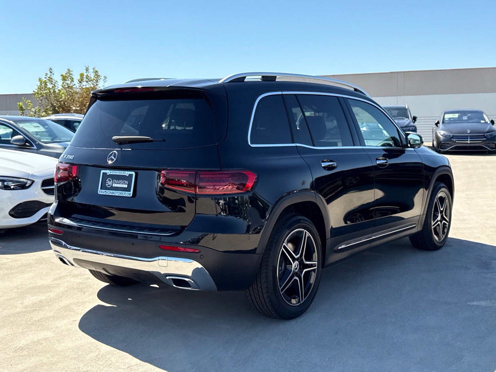New 2026 Mercedes-Benz GLB 250 image 10