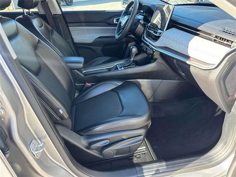 Used 2022 Jeep Compass Latitude image 15