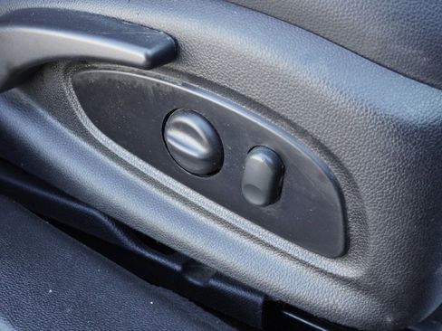 Used 2019 Chevrolet Impala LT image 38