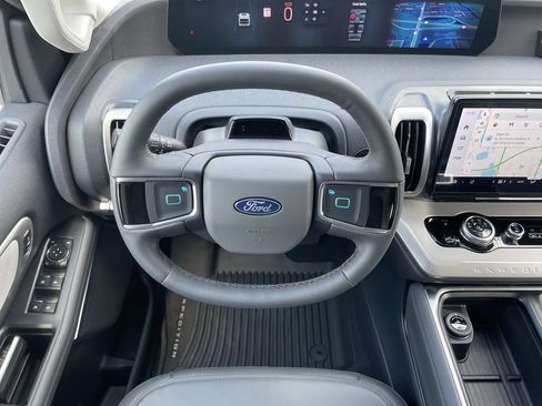 New 2026 Ford Expedition Active RWD image 14